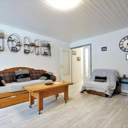 Lejlighed L'outa By Interhome